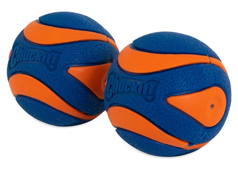 Chuckit Ultra Squeaker Ball Dog Toy, Medium (2.5 Inch) 2 Pack, for Medium Breeds