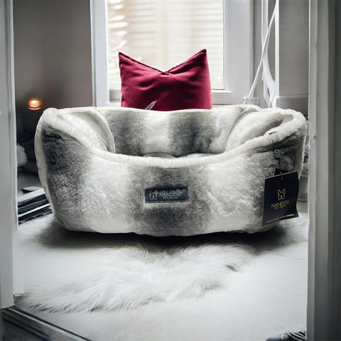 nandog dog bed reversible. 21-18”