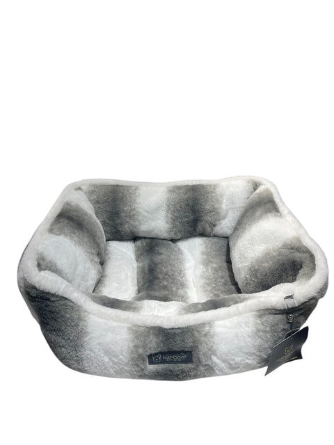 nandog dog bed reversible. 21-18”
