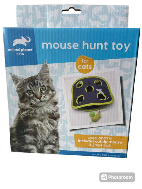 animal planet mouse hunt toy pops open and includes catnip mouse and jingle ball